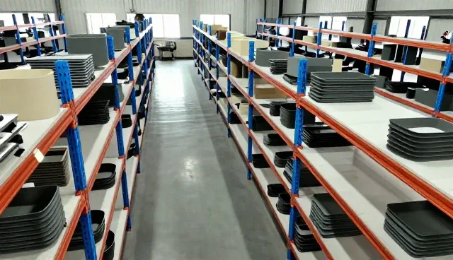 台州市黄岩元永模具加工厂服务模具客户,提供生产线配套支持